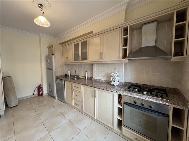 Möblierte 2+1 Wohnung im Zentrum von Alanya