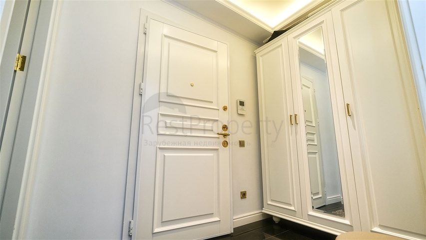 Wohnung 2+1 in einem Hotelplankomplex, 5 Minuten vom Meer entfernt