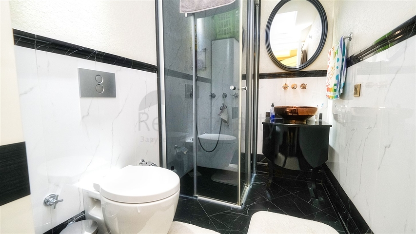 Wohnung 2+1 in einem Hotelplankomplex, 5 Minuten vom Meer entfernt