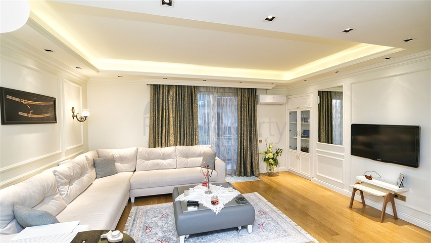 Wohnung 2+1 in einem Hotelplankomplex, 5 Minuten vom Meer entfernt