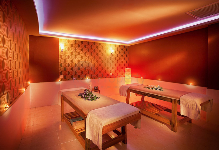 Wohnung 2+1 in einem Hotelplankomplex, 5 Minuten vom Meer entfernt