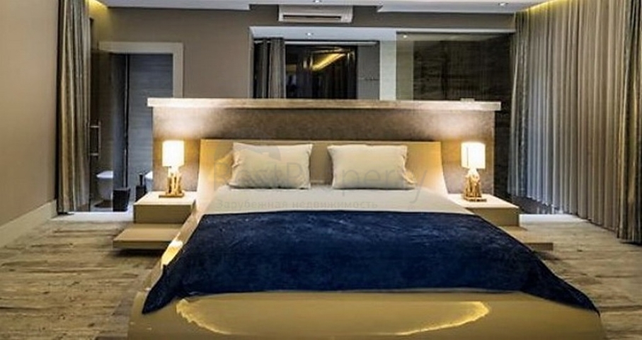 Villa mit großem Herrenhaus in Fethiye