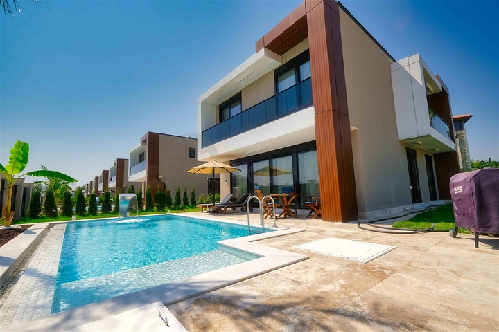 Villen in der Nachbarschaft von Chamyuva , Kemer - Antalya .