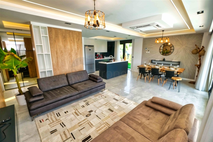 Villen in der Nachbarschaft von Chamyuva , Kemer - Antalya .