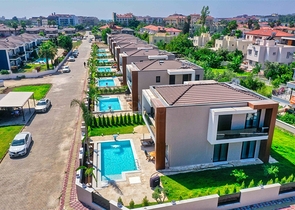 Villen in der Nachbarschaft von Chamyuva , Kemer - Antalya .