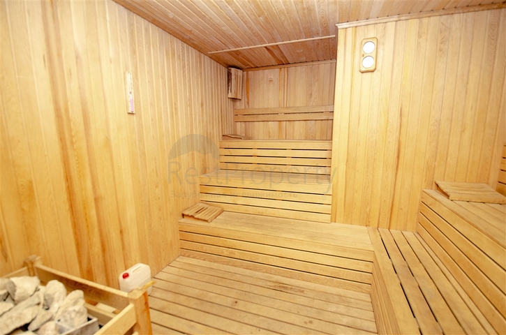 3+1-Wohnung mit Möbeln in einem Komplex in Konyaalti Antalya Persimmon