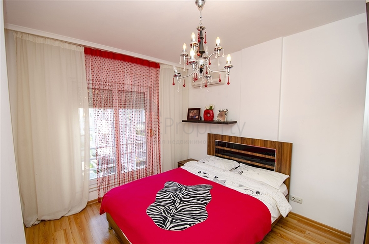 3+1-Wohnung mit Möbeln in einem Komplex in Konyaalti Antalya Persimmon