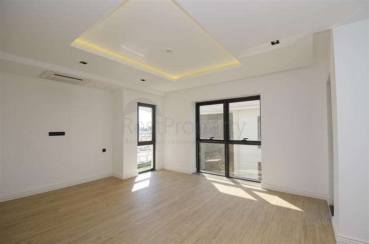 Luxus-Villen-Komplex in Antalya Doshemealty