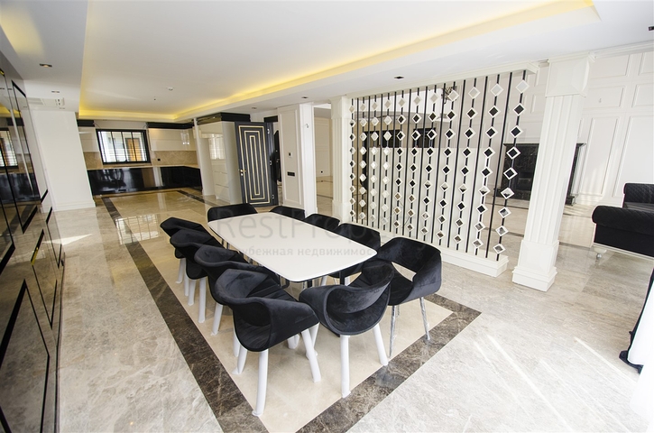 Luxus-Villen-Komplex in Antalya Doshemealty