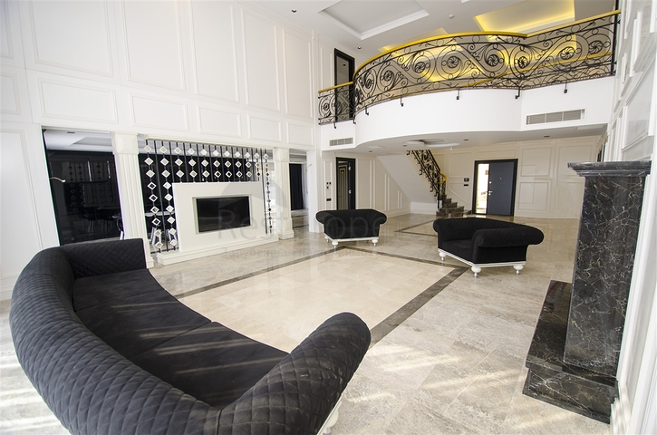 Luxus-Villen-Komplex in Antalya Doshemealty