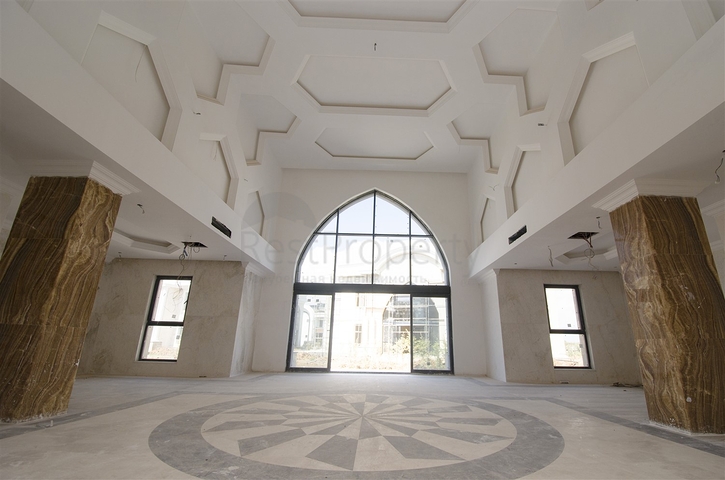 Luxus-Villen-Komplex in Antalya Doshemealty