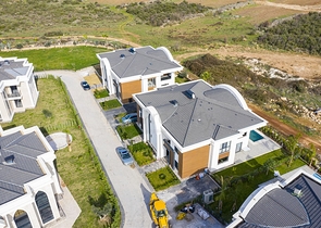 Luxus-Villen-Komplex in Antalya Doshemealty