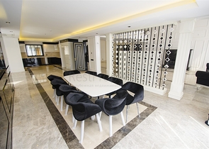 Luxus-Villen-Komplex in Antalya Doshemealty