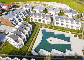 Luxus-Villen-Komplex in Antalya Doshemealty