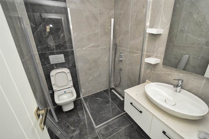 Neue Wohnanlage mit reicher Infrastruktur im Bezirk Lara