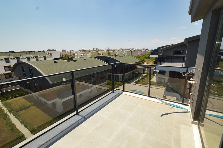 Neue Wohnanlage mit reicher Infrastruktur im Bezirk Lara