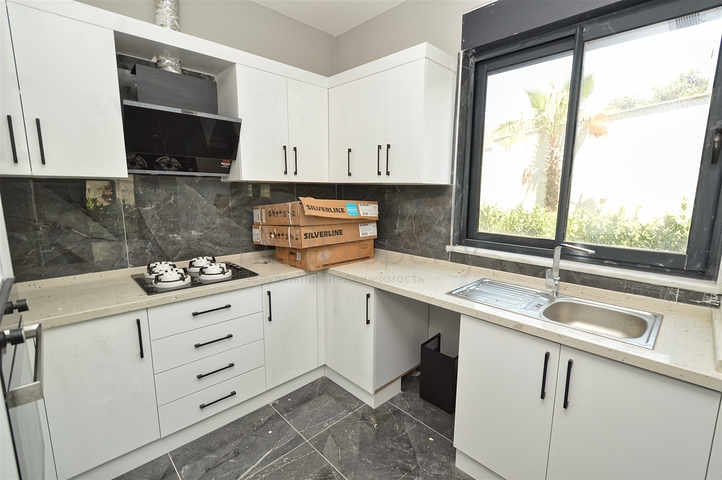 Neue Wohnanlage mit reicher Infrastruktur im Bezirk Lara