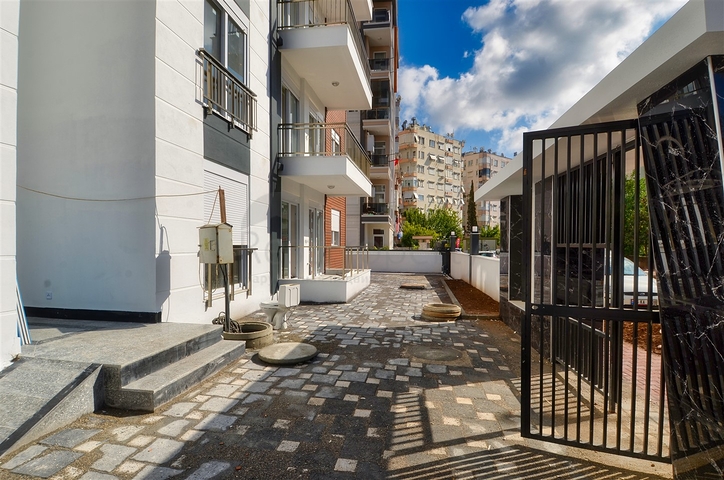 Apartment mit 6+1 Grundriss im Zentrum von Antalya