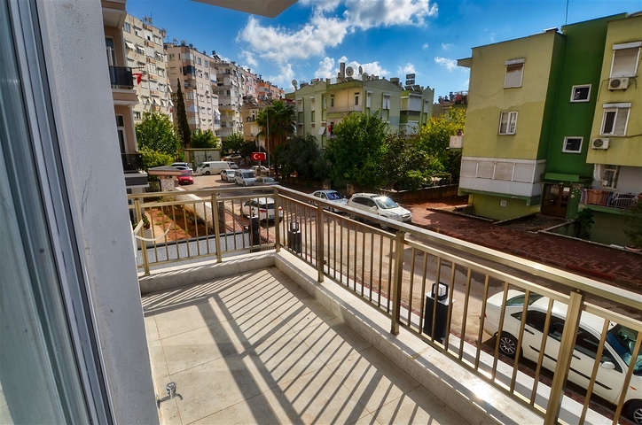 Apartment mit 6+1 Grundriss im Zentrum von Antalya