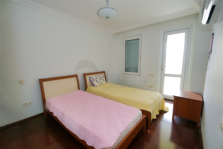 Geräumige 4+1-Wohnung im Stadtteil Liman - Antalya 