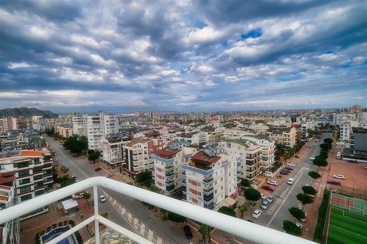 Geräumige 4+1-Wohnung im Stadtteil Liman - Antalya 