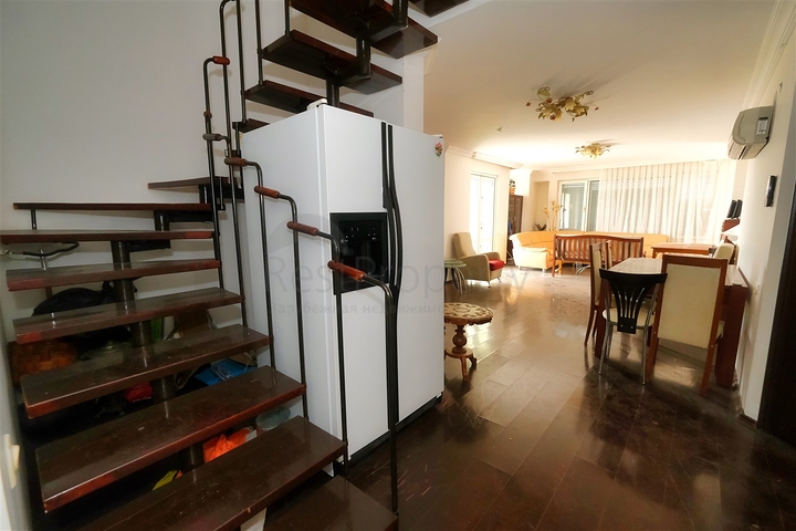 Geräumige 4+1-Wohnung im Stadtteil Liman - Antalya 