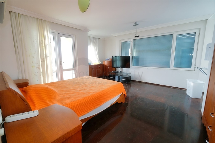 Geräumige 4+1-Wohnung im Stadtteil Liman - Antalya 