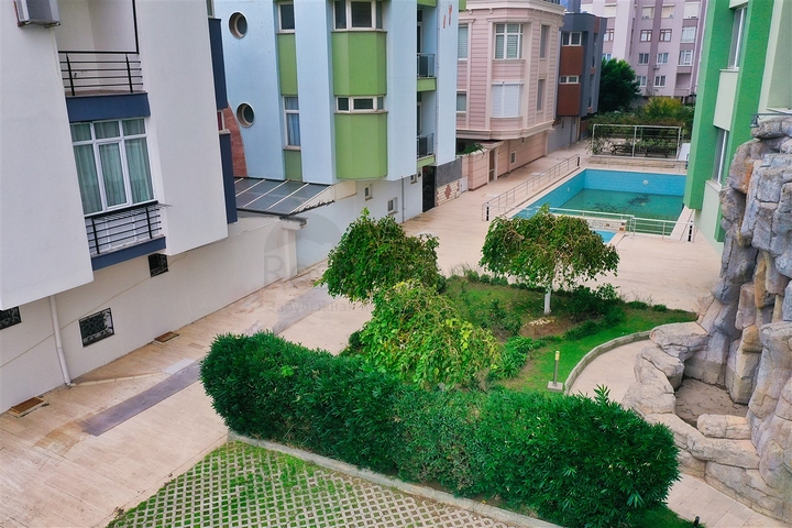 Geräumige 4+1-Wohnung im Stadtteil Liman - Antalya 