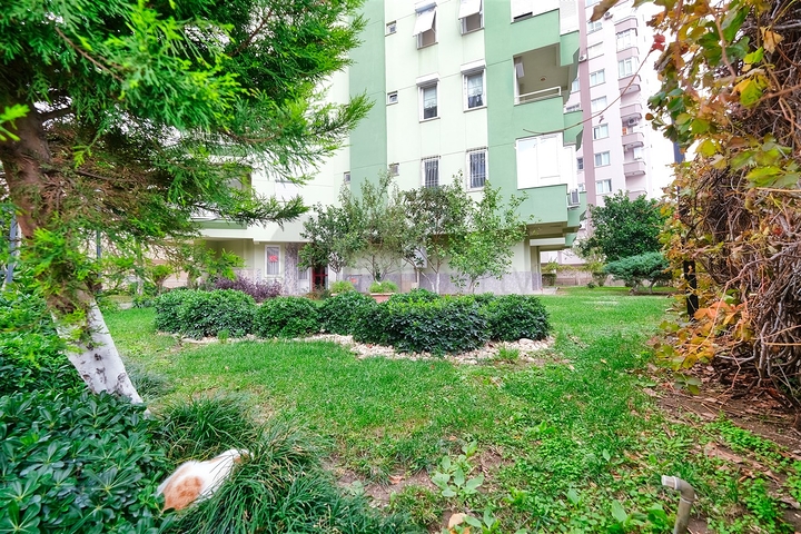 Geräumige 4+1-Wohnung im Stadtteil Liman - Antalya 