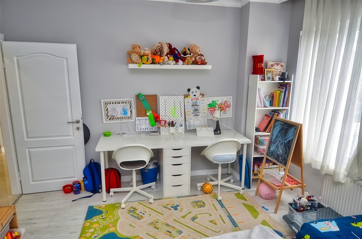 Geräumige 3+1-Wohnung in der Wohngegend Persimmon - Antalya 