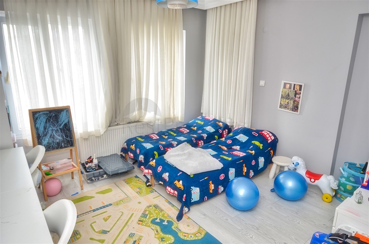 Geräumige 3+1-Wohnung in der Wohngegend Persimmon - Antalya 