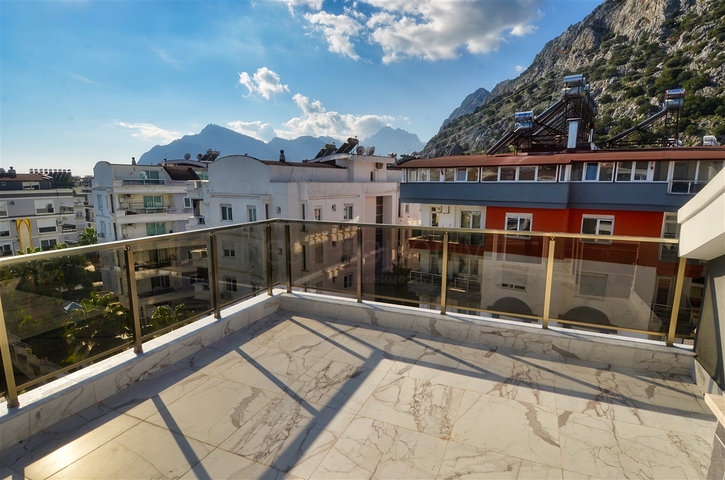 Wohnung mit 4+1 Grundriss in der Wohngegend Persimmon - Antalya 