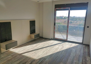 Villa mit 7+1 Grundriss in der Region Doshemealty - Antalya