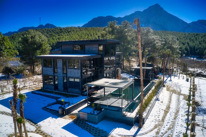 Schicke 5+3-Villa in Konyaalti - Antalya 
