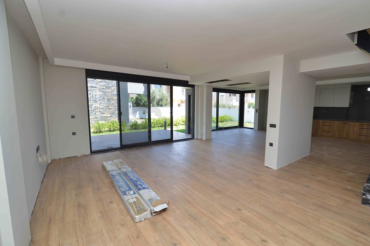 Villen im 5+1-Komplex in Lara - Antalya 