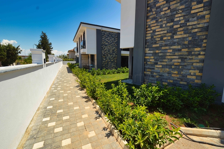 Villen im 5+1-Komplex in Lara - Antalya 