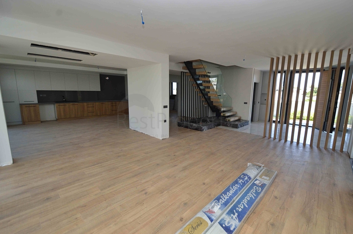 Villen im 5+1-Komplex in Lara - Antalya 