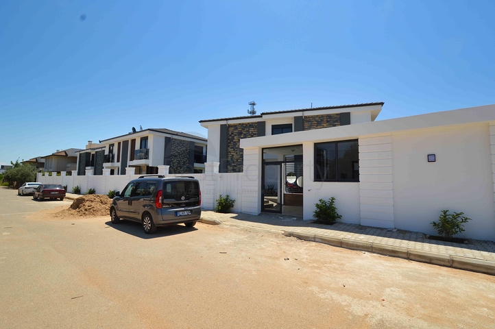 Villen im 5+1-Komplex in Lara - Antalya 