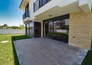 Villen im 5+1-Komplex in Lara - Antalya 