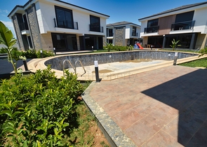 Villen im 5+1-Komplex in Lara - Antalya 