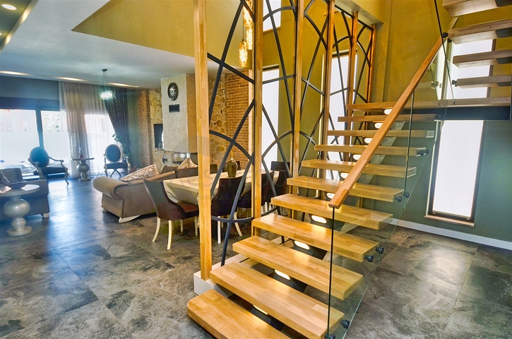 4+1-Villen im Stadtteil Doshemealty - Antalya 