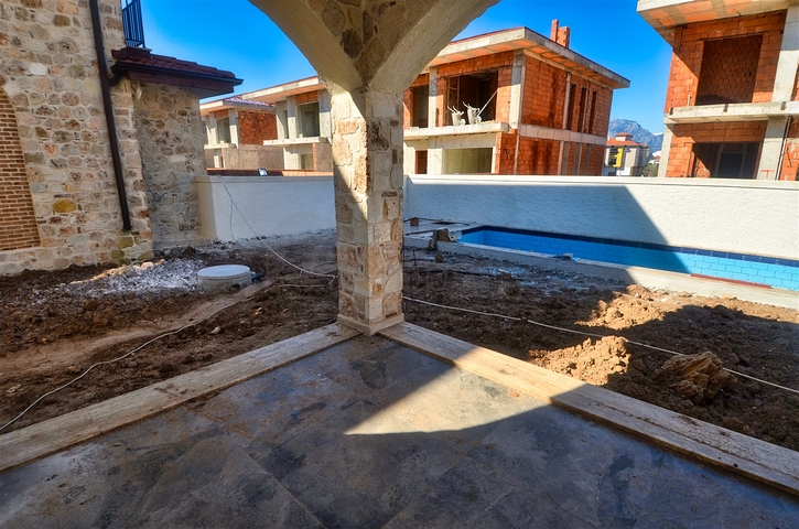 4+1-Villen im Stadtteil Doshemealty - Antalya 