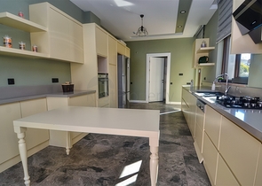 4+1-Villen im Stadtteil Doshemealty - Antalya 