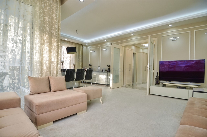 Wohnung mit 3+1 Möbeln im Zentrum von Antalya