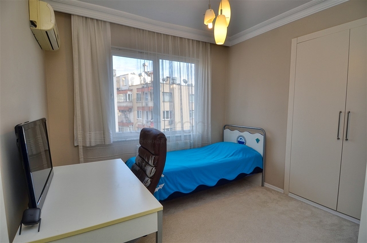 Wohnung mit 3+1 Möbeln im Zentrum von Antalya