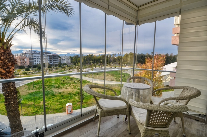 Wohnung mit 3+1 Möbeln im Zentrum von Antalya