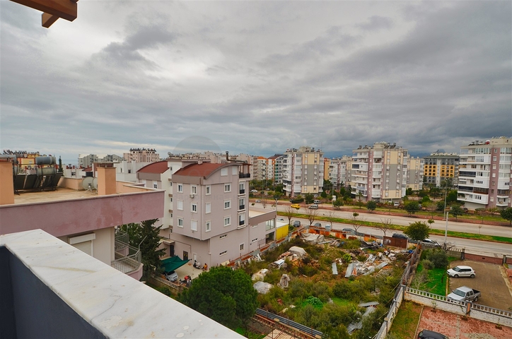 Apartments mit 5+1 Doppelhaushälfte im Stadtteil Kepez - Antalya 