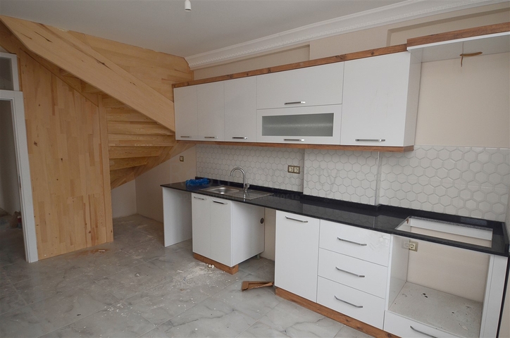 Apartments mit 5+1 Doppelhaushälfte im Stadtteil Kepez - Antalya 