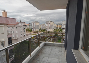 Apartments mit 5+1 Doppelhaushälfte im Stadtteil Kepez - Antalya 