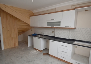 Apartments mit 5+1 Doppelhaushälfte im Stadtteil Kepez - Antalya 